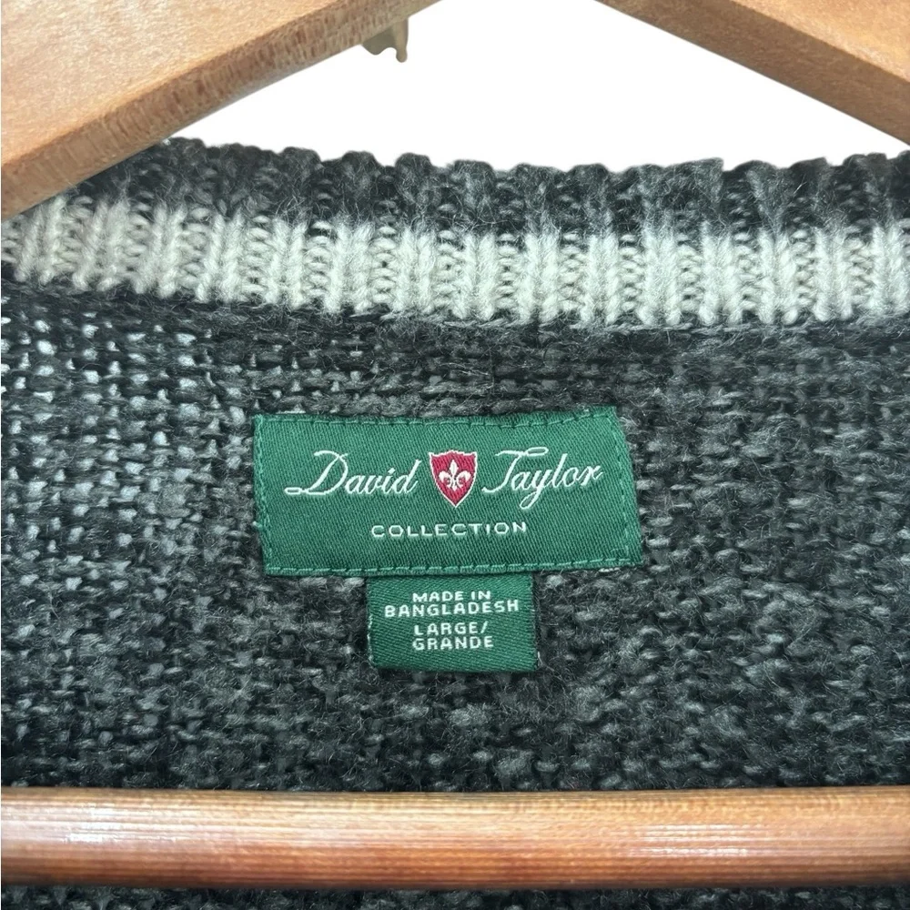 David Taylor Sweater Men’s Large‎ Holiday Crewneck Knit Shirt